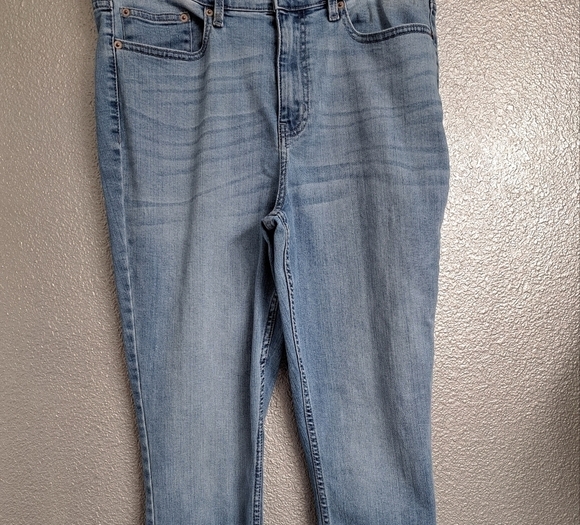 Calvin Klein Denim - Calvin Klein High Rise Jeans Size 14